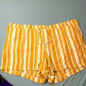 Old Navy Linen Blend Drawstring Shorts 4X